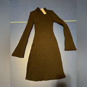 Elegant Black Ribbed Long Sleeve Dress